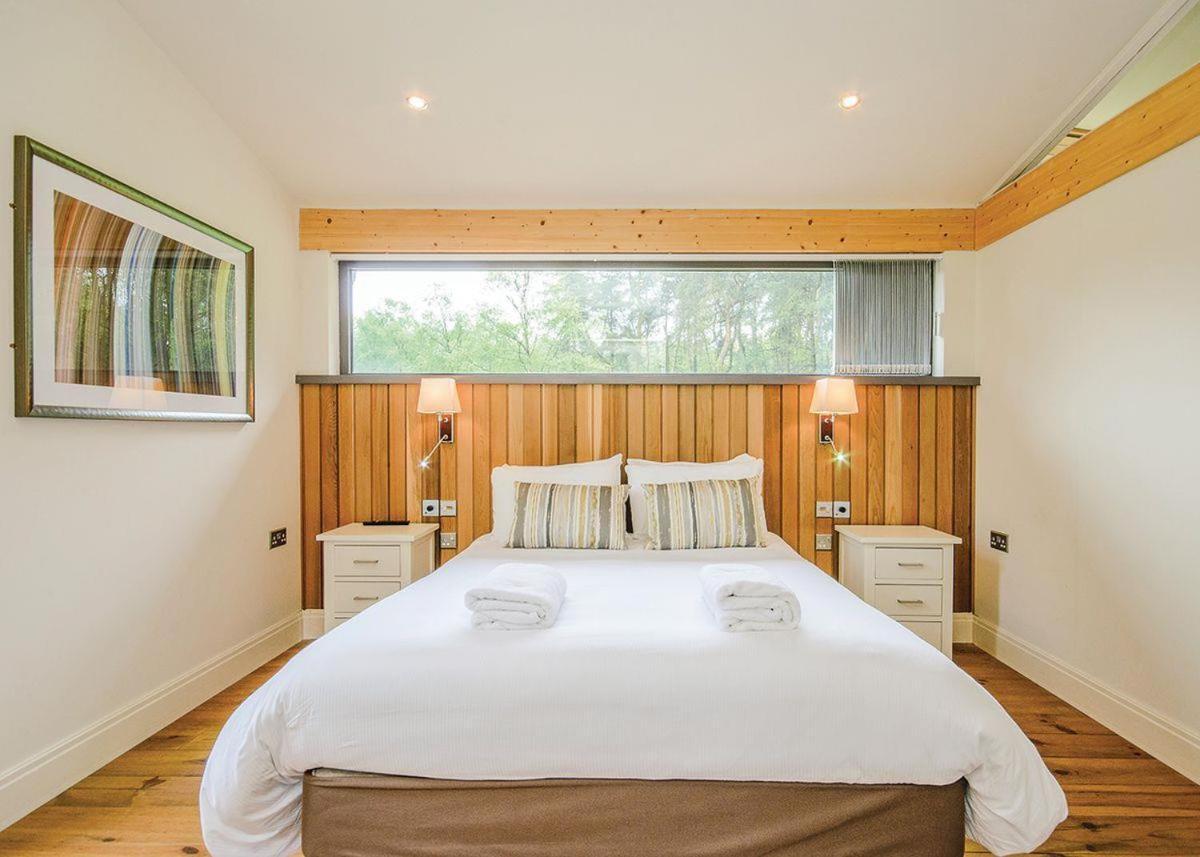 Landal Darwin Forest Hotel Great Rowsley Exterior photo